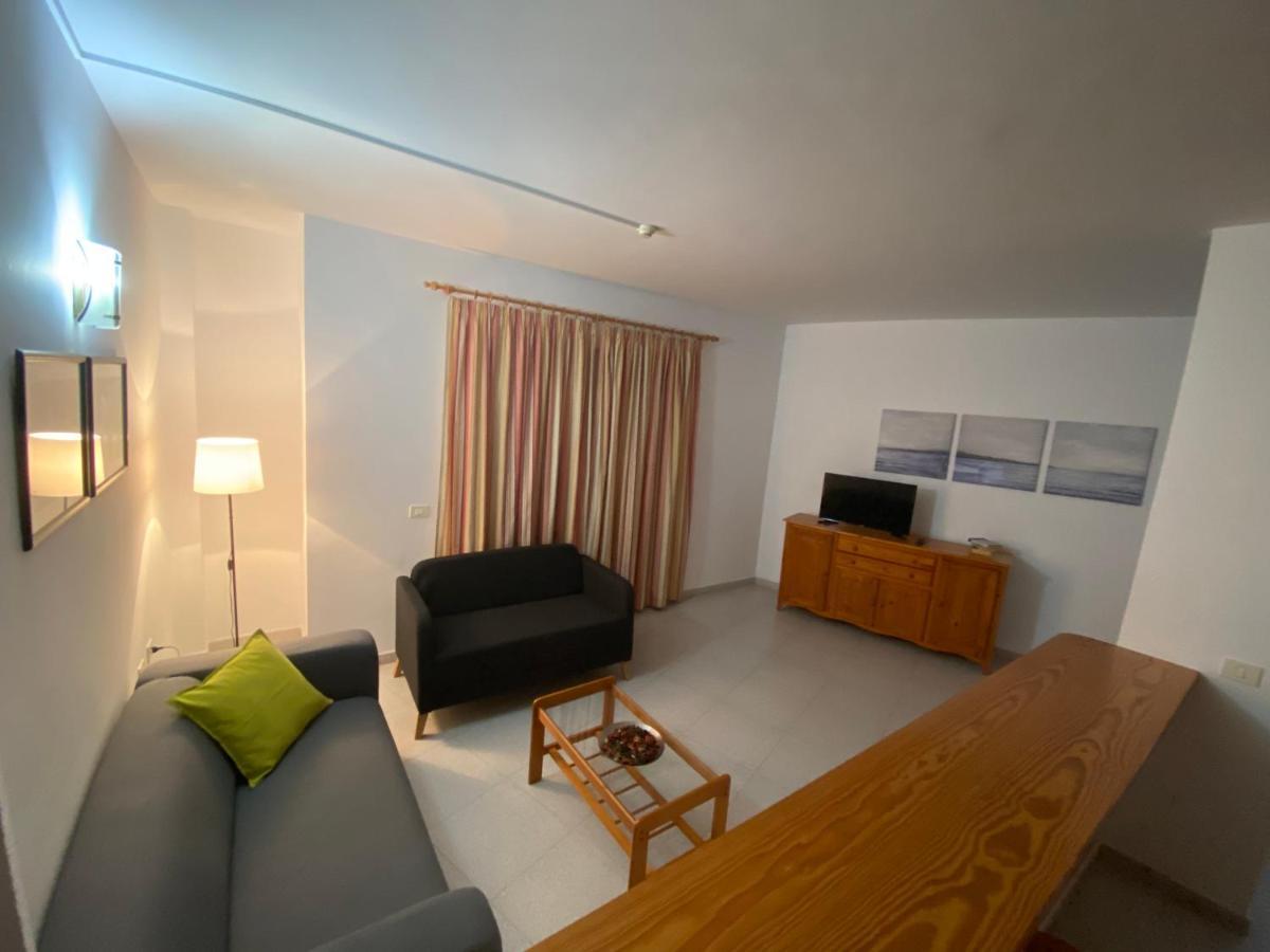 Apartamentos Martell Playa de Santiago  Dış mekan fotoğraf
